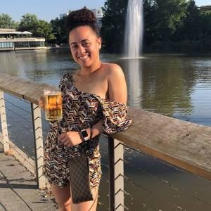 Meet your Posher, Kierra